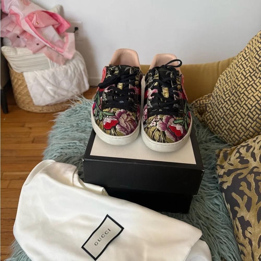 Gucci Black and White Shoe Box - Picture 6 of 6